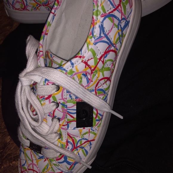 Colorful Guess Sneakers - Picture 2 of 4